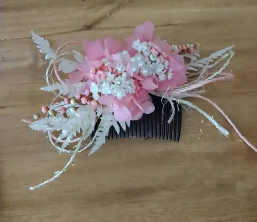 Pente Decorado com Flores Desidratadas - Rosa