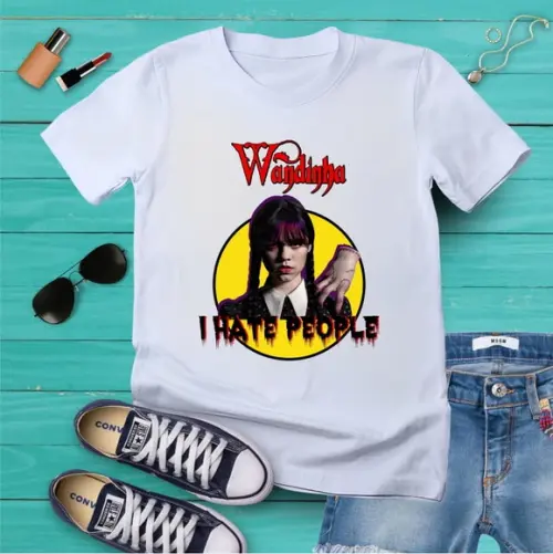 Camiseta Feminina Wandinha Addams Wednesday Mãozinha