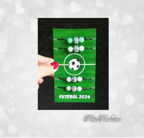 Kit 4 Pulseiras da Amizade - Brilham no Escuro - Futebol