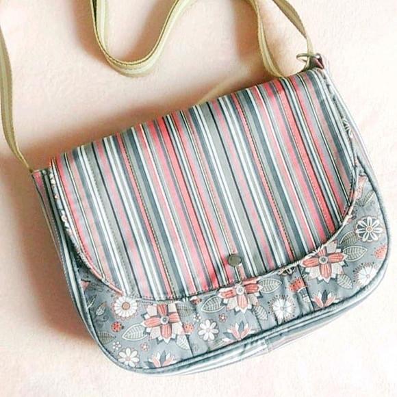Bolsa Transversal em Tecido