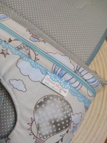 Necessaire Porta Fraldas e Lenço Umedecido