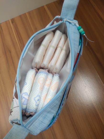 Necessaire Porta Fraldas e Lenço Umedecido