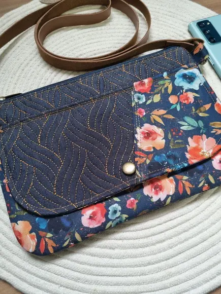 Bolsa Pequena com Alça