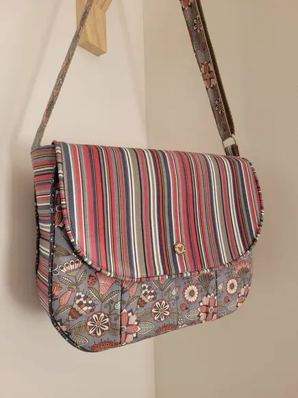 Bolsa Transversal em Tecido