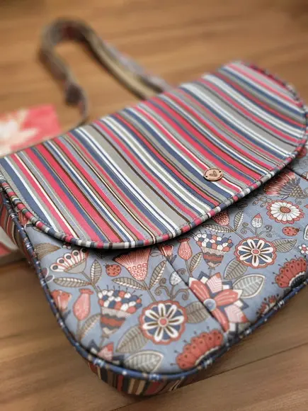 Bolsa Transversal em Tecido