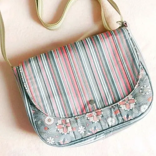 Bolsa Transversal em Tecido