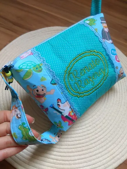 Kit Necessaire e Saquinho para Roupas