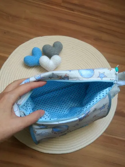 Necessaire Porta Fraldas e Lenço Umedecido