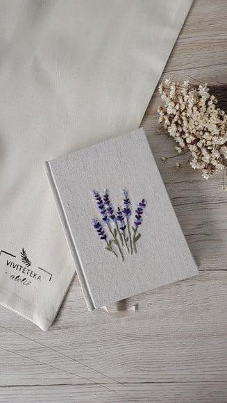 Caderno Bordado Lavanda 10x15cm