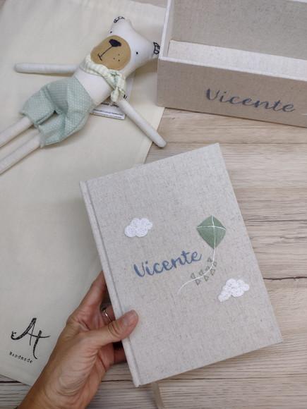 Caderno de Assinaturas Pipa Bordado a Mão A5