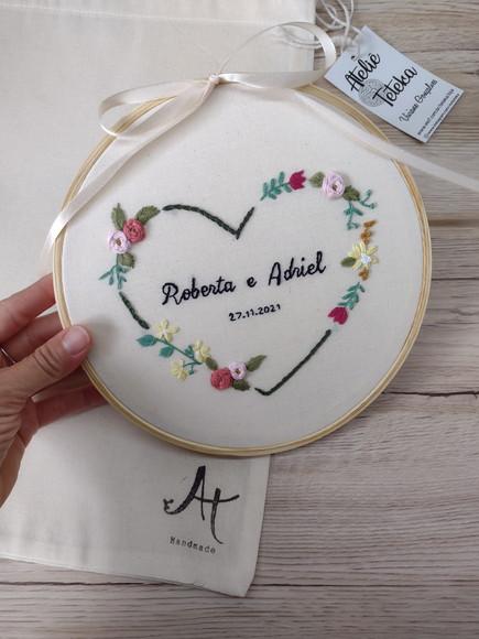 Porta Aliança Bastidor Bordado 20 cm
