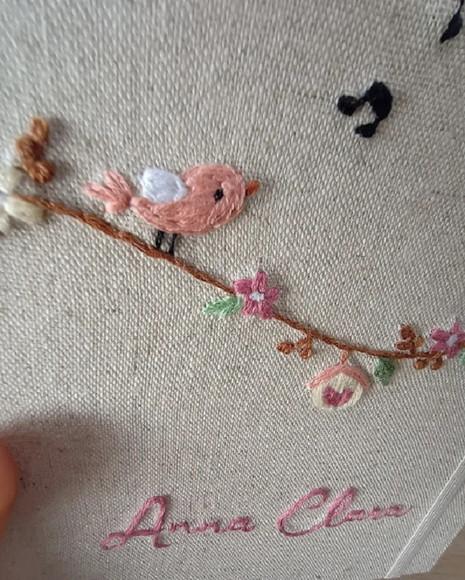 Porta Caderneta de Vacina Passarinhos Rosa Bordada a Mão