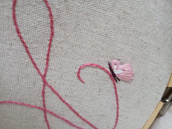 Porta Maternidade Jardim Tulipas e Cogumelos Bordado 25cm