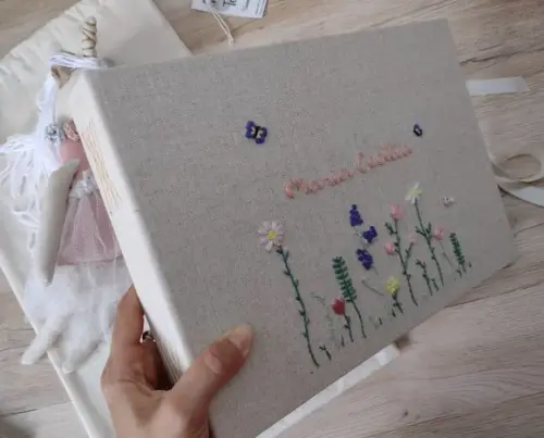 Álbum A4 Paisagem + Livro do Bebê Bordado Jardim