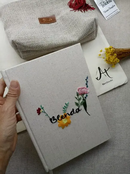 Caderno Personalizado Bordado a Mão