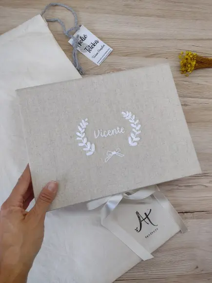 Caixa e Mini Álbum Batizado