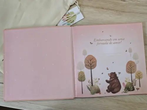 Kit Livro do Bebê + Porta Caderneta Vacina Safari Bord Mão