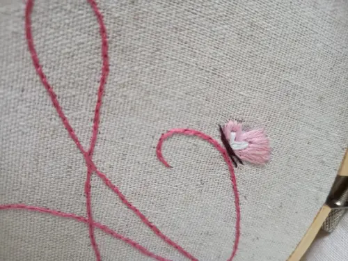 Porta Maternidade Jardim Tulipas e Cogumelos Bordado 25cm