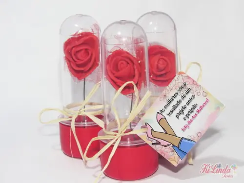 Mini Rosa no Tubete Lembrancinha dia das Mulheres