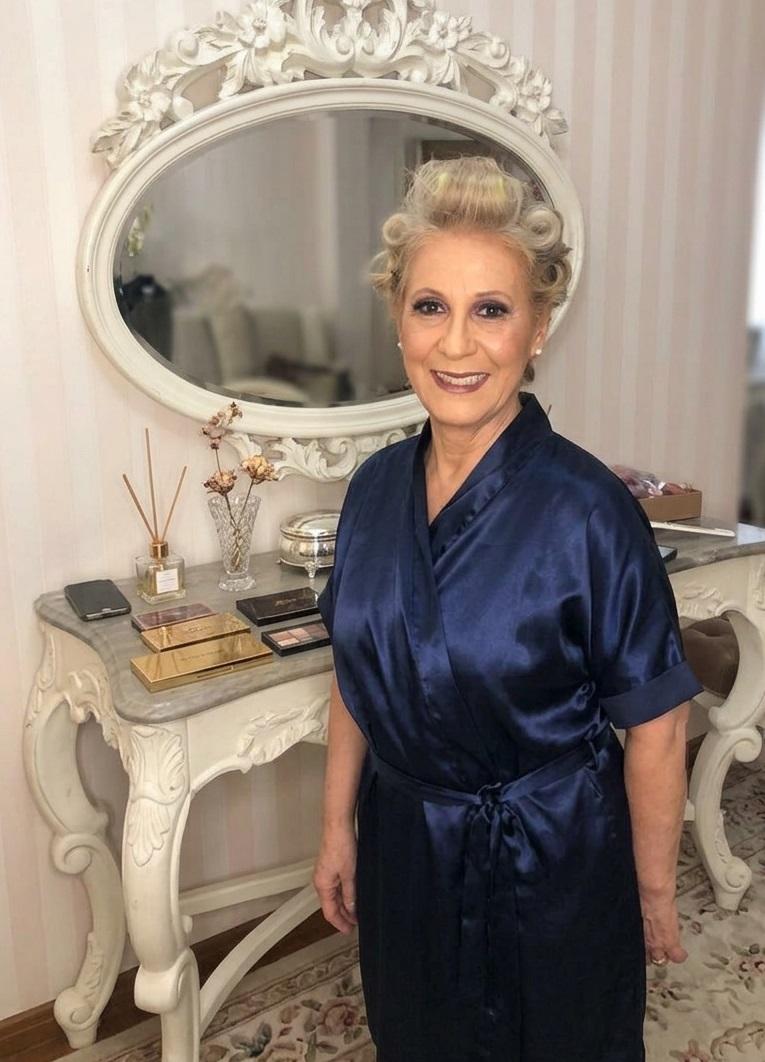 Robe madrinha azul marinho bordado