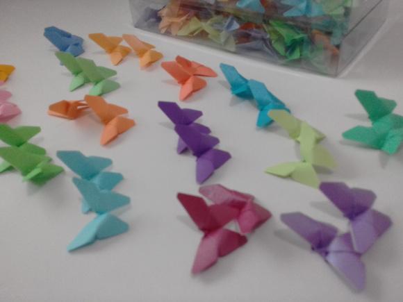 Borboletinhas Cores Lisas - kit 100 unidades