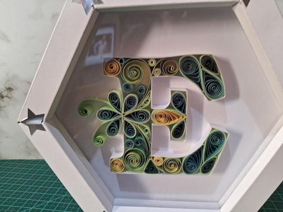 Monograma Letra E - Quilling