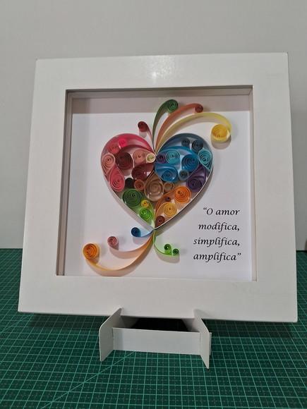 Quadro Decorativo em Quilling - Coração / Amor