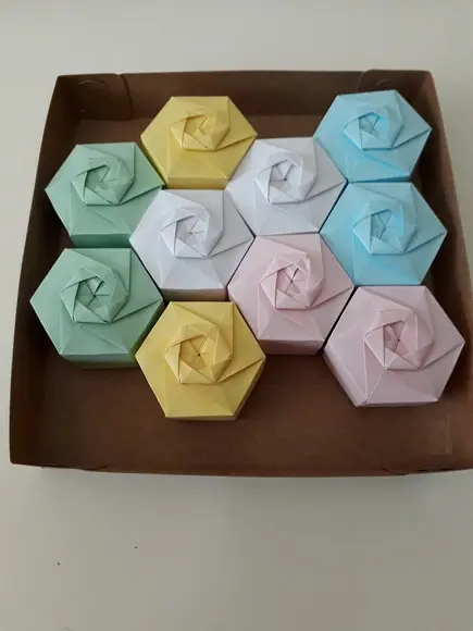 Enfeites de Tsuru com Ventosa - 10 Un.