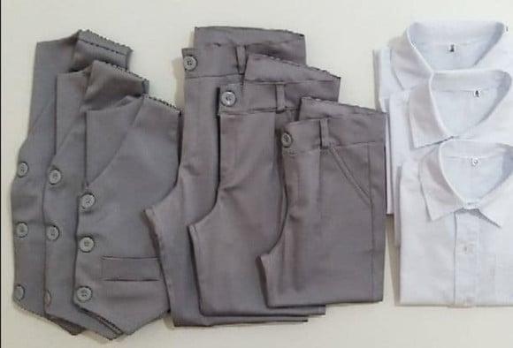 Roupa Pajem cinza com colete