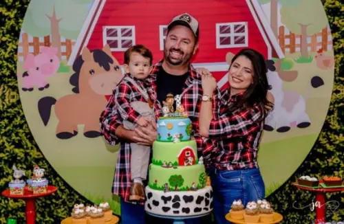 Camisa Xadrez Vermelha Tal Pai Tal Mãe Tal Filho