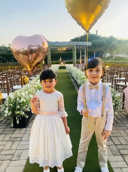 Vestido Daminha Tule