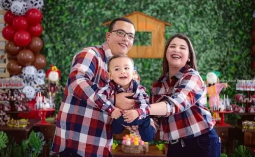 Camisa XadrezTal pai Tal mãe tal Filho Plus Size