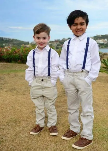 Roupa Pajem cinza