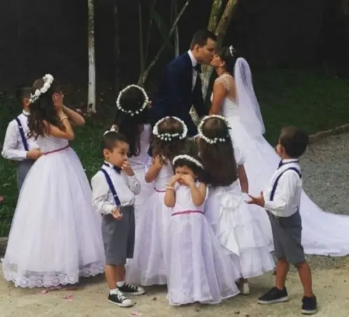 Roupa Pajem cinza Chumbo
