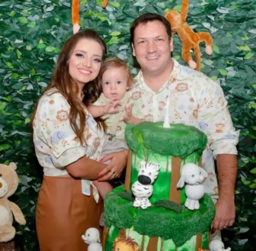 Roupa Safari Tal Pai Tal Filho e Mãe