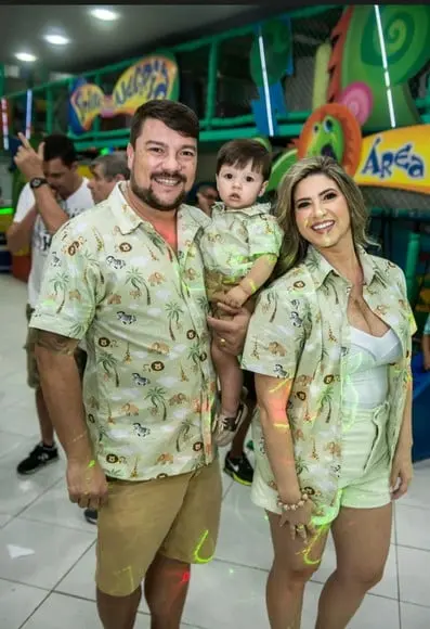 Roupa Safari Tal Pai Tal Filho e Mãe