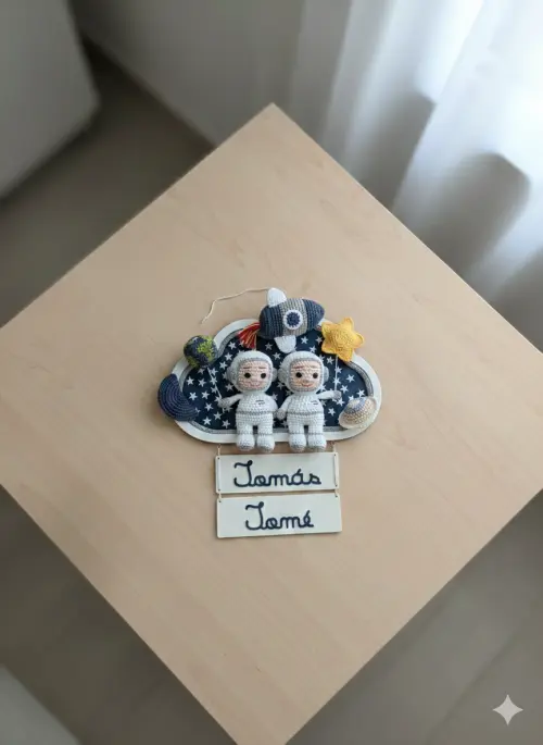 Porta Maternidade Astronauta no Espaço | Decoração Quarto Beb?