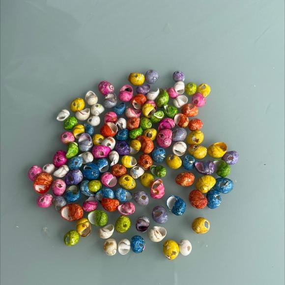 100 Conchas do Mar Furadas Pintadas Artificialmente
