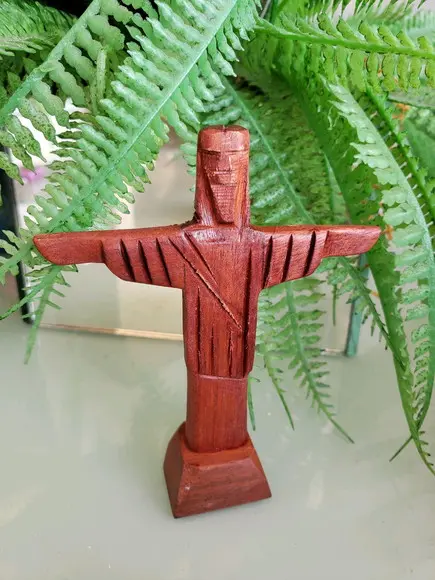 Cristo Redentor de madeira P