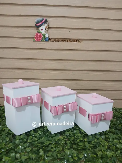 TRIO DE POTINHOS HIGIENICOS MENINA LAÇOS