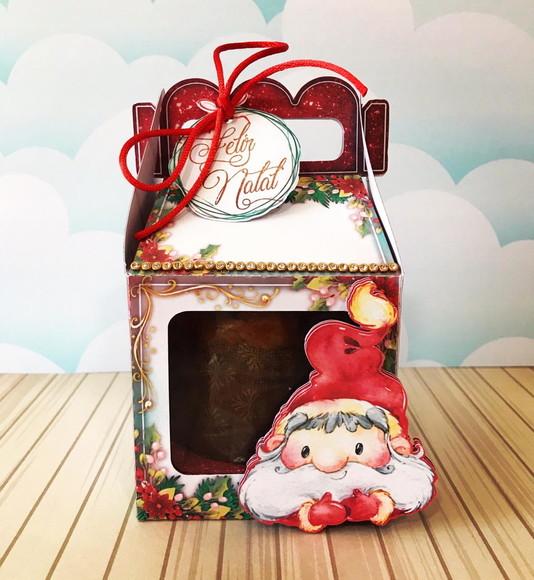 Caixa com mini panetone de 80gr Natal