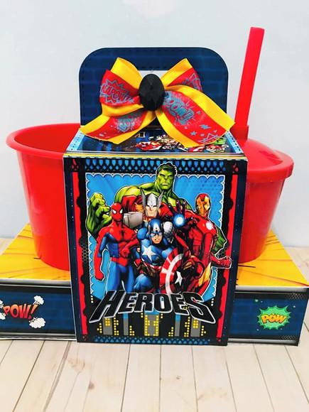 Kit Cineminha na Caixa Heróis