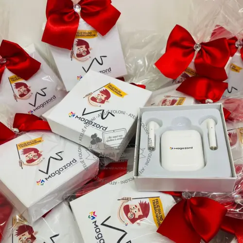 Fone sem fio Bluetooth personalizado e embalado com laço