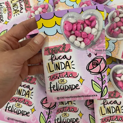 Card com Blister de coração com confeitos de chocolate personalizado
