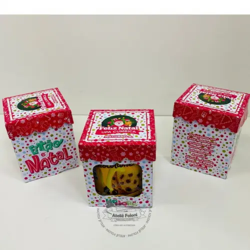 Caixa com Mini Panetone Bauducco