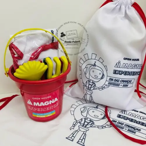 Kit Avental, Mochila de Colorir e Balde de Praia