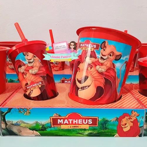Kit Cineminha na caixa Rei Leão