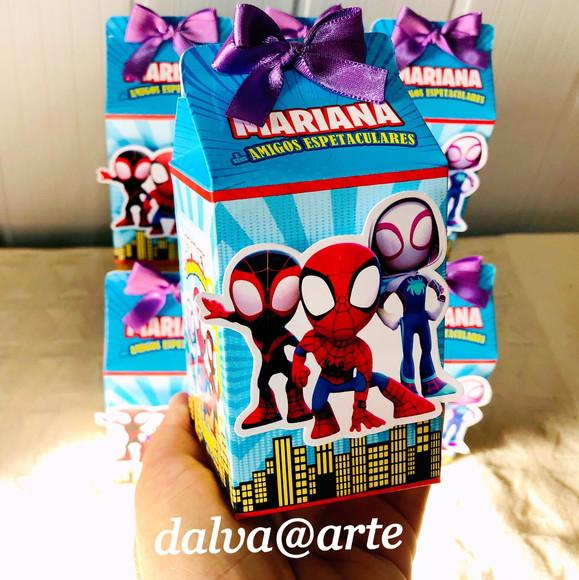Caixinha Milk Homem Aranha e Seus Amigos Espetaculares
