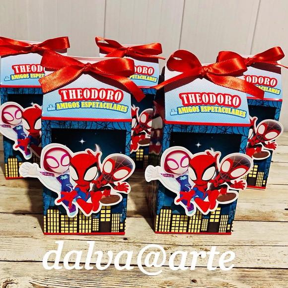 Caixinha Milk Homem Aranha e Seus Amigos Espetaculares