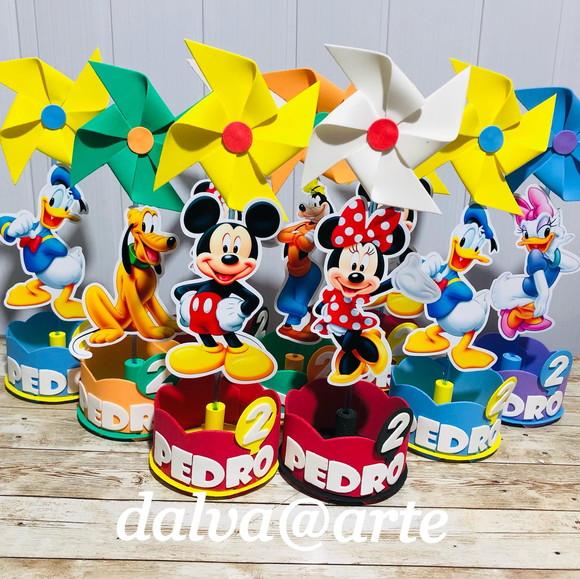 Centro de Mesa Mickey e Sua Turma